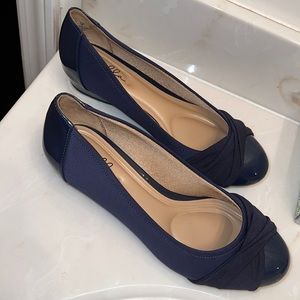 Abella True Comfort Navy Flats - 6M
